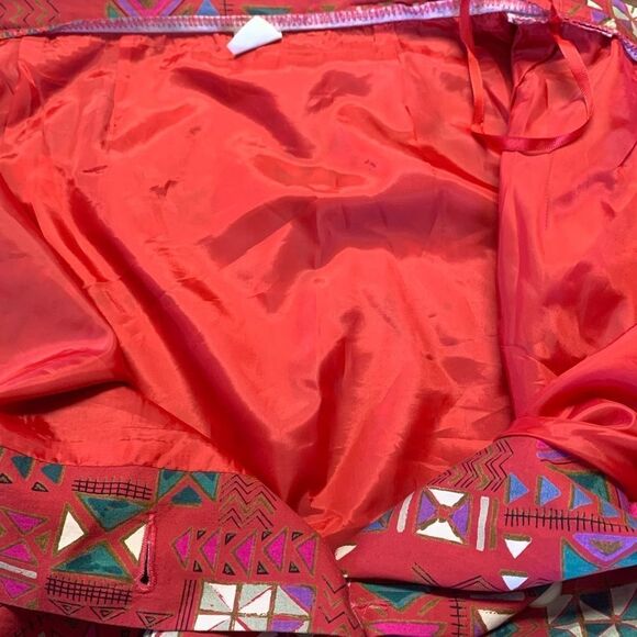 Vintage Red Geometric Shapes Skirt Mother of Pearl Buttons Sz 4 - Picture 9 of 10